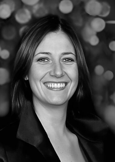 Lien Haegeman , operazangeres, sommelier, kaasmeester.